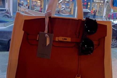 Is This Bag The New Birkin? We Found It On  For $200 - SHEfinds