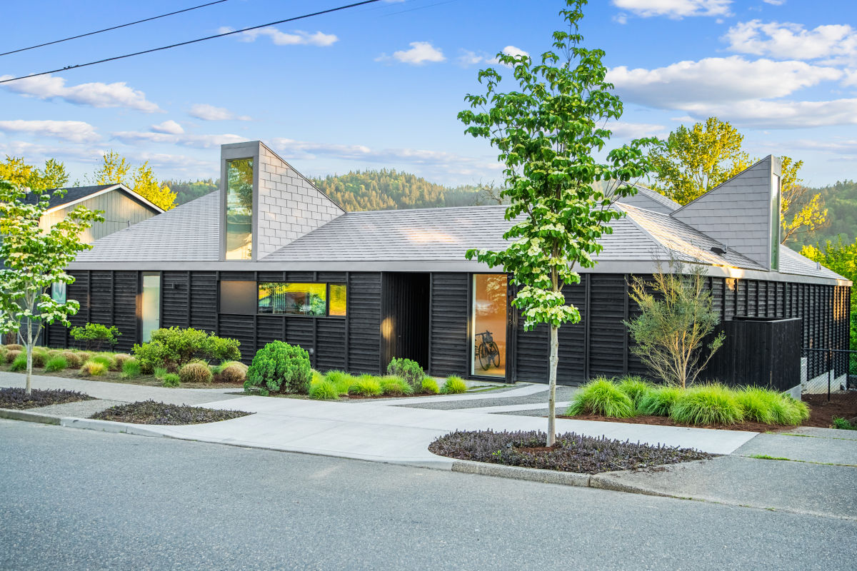 Property Watch: Live Like a Shoe Designer at This St. Johns Creative Compound - Vimarsana News
