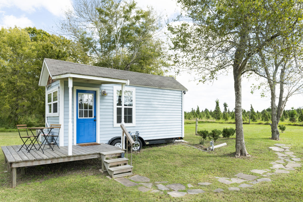 On A Christmas Tree Farm A Tiny House With Big Charm Houstonia Magazine