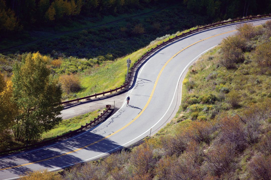 Biking  road  1photo zach mahone z3ng05