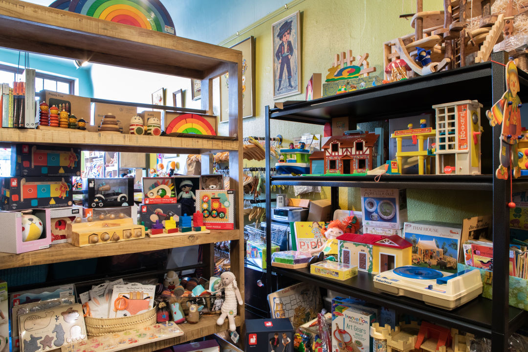 The 7 Best Consignment Shops in Wisconsin!