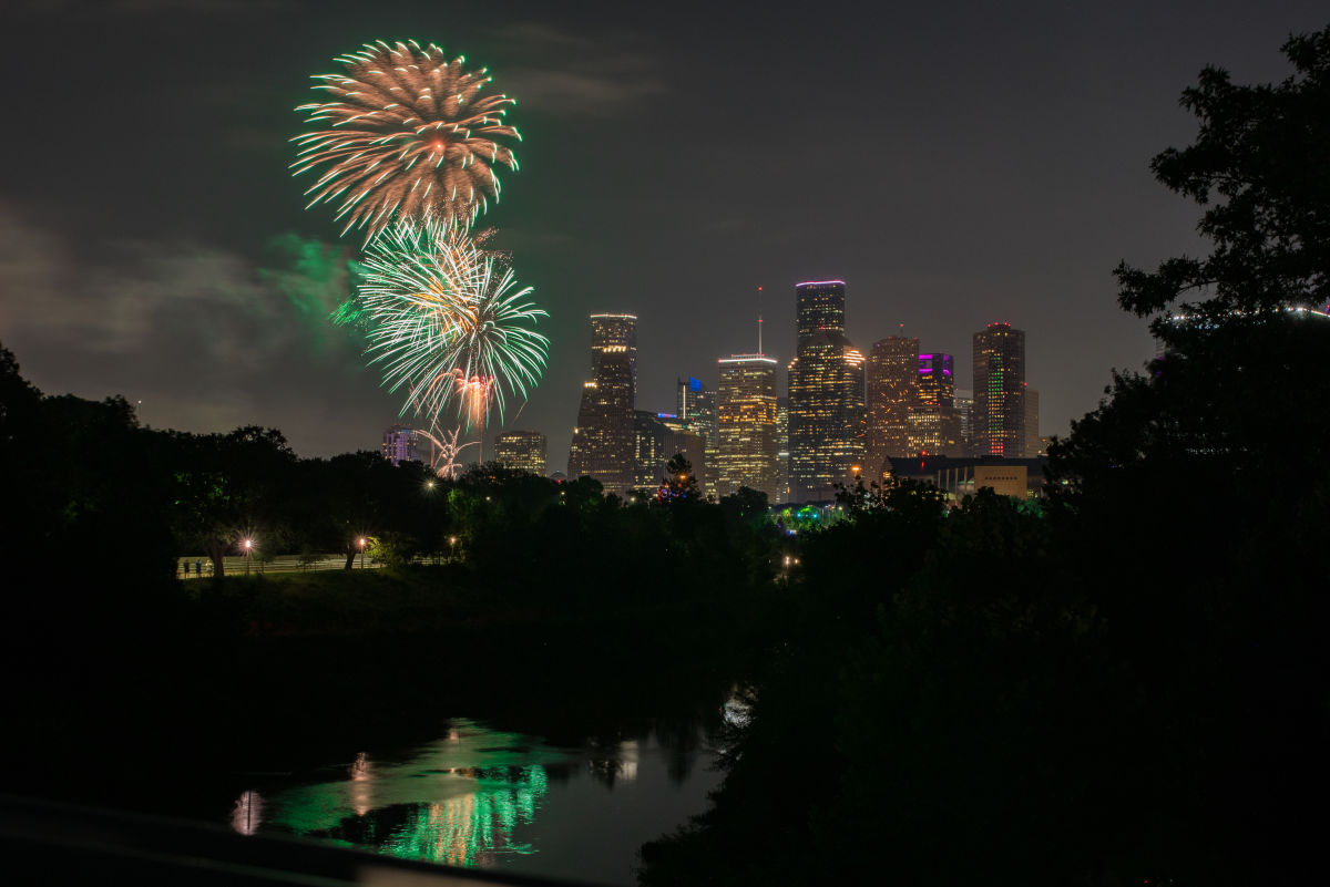 Where To Watch Fireworks In Houston This Weekend Houstonia Magazine