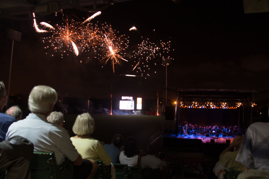 Sarasota orchestra outdoor pops fireworks ipjeev