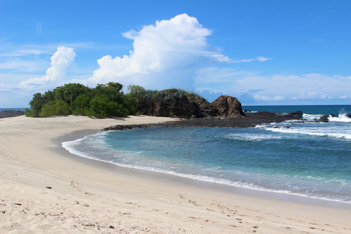 5 Ways Costa Rica Makes for a Ridiculously Easy Vacation Destination Houstonia