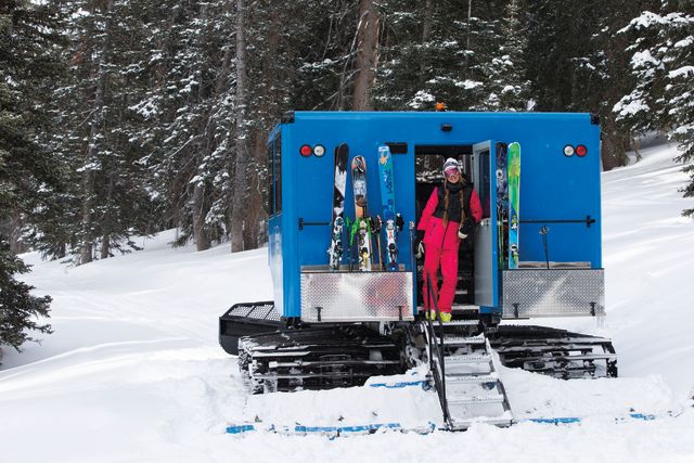 Pcwi 14 cottonwood alta snowcat tour m7i2mz