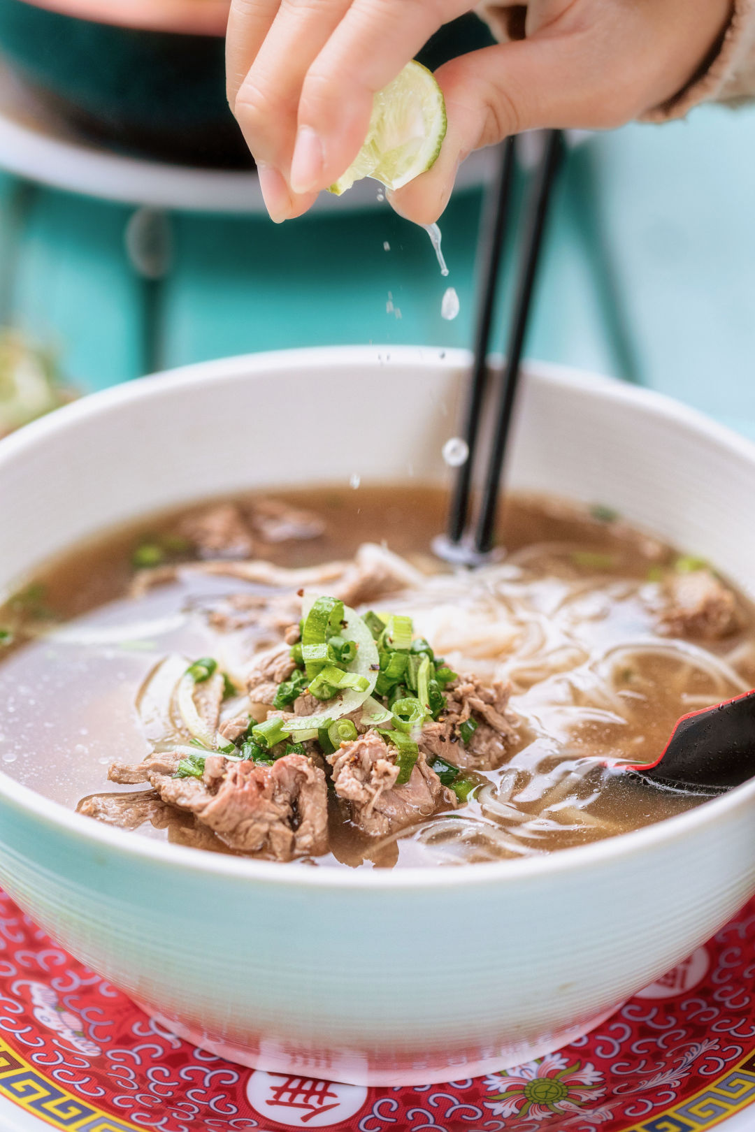 friendship-kitchen-best-pho-vietnamese-soup_tth97x Portland’s Best Spots for Steaming Bowls of Pho