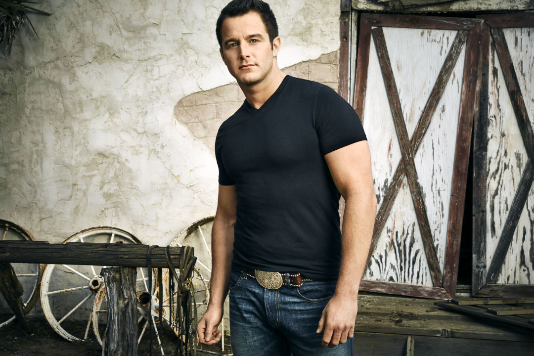 Easton corbin young guns of country l1fuu3