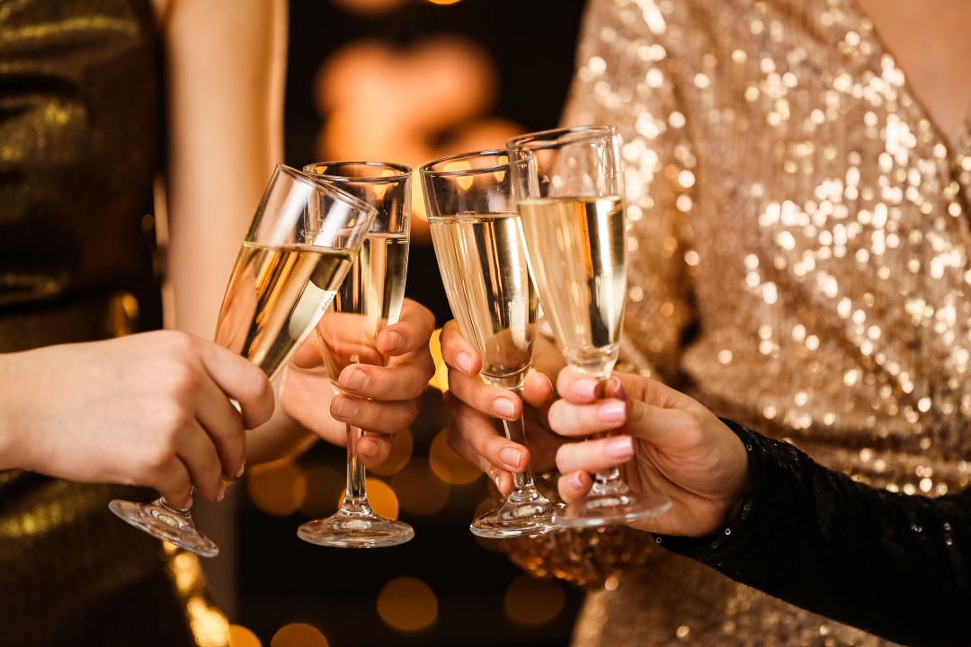 Champagnes and Sparkling Wines to Toast the New Year - The New