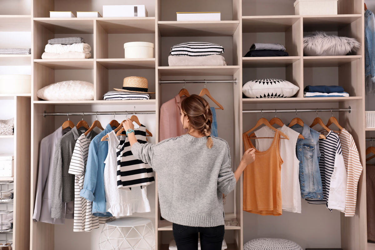 6 Tips for Spring Cleaning Your Closet – Closets By Liberty