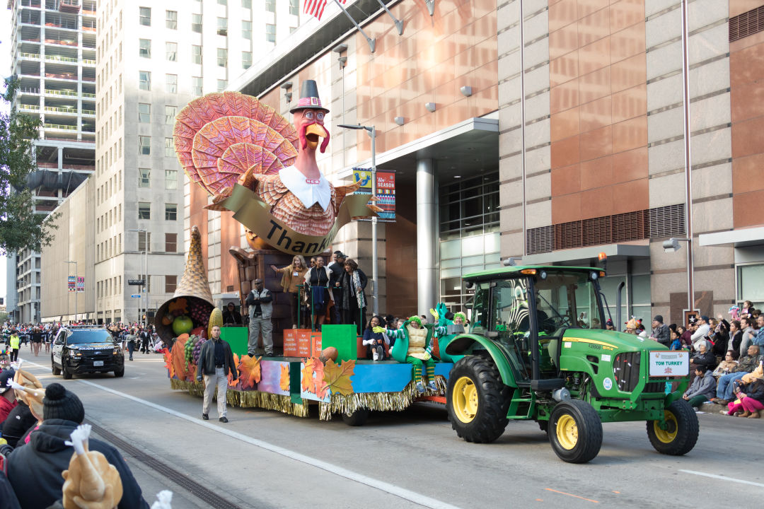 What to Know About the H-E-B Thanksgiving Day Parade in 2022