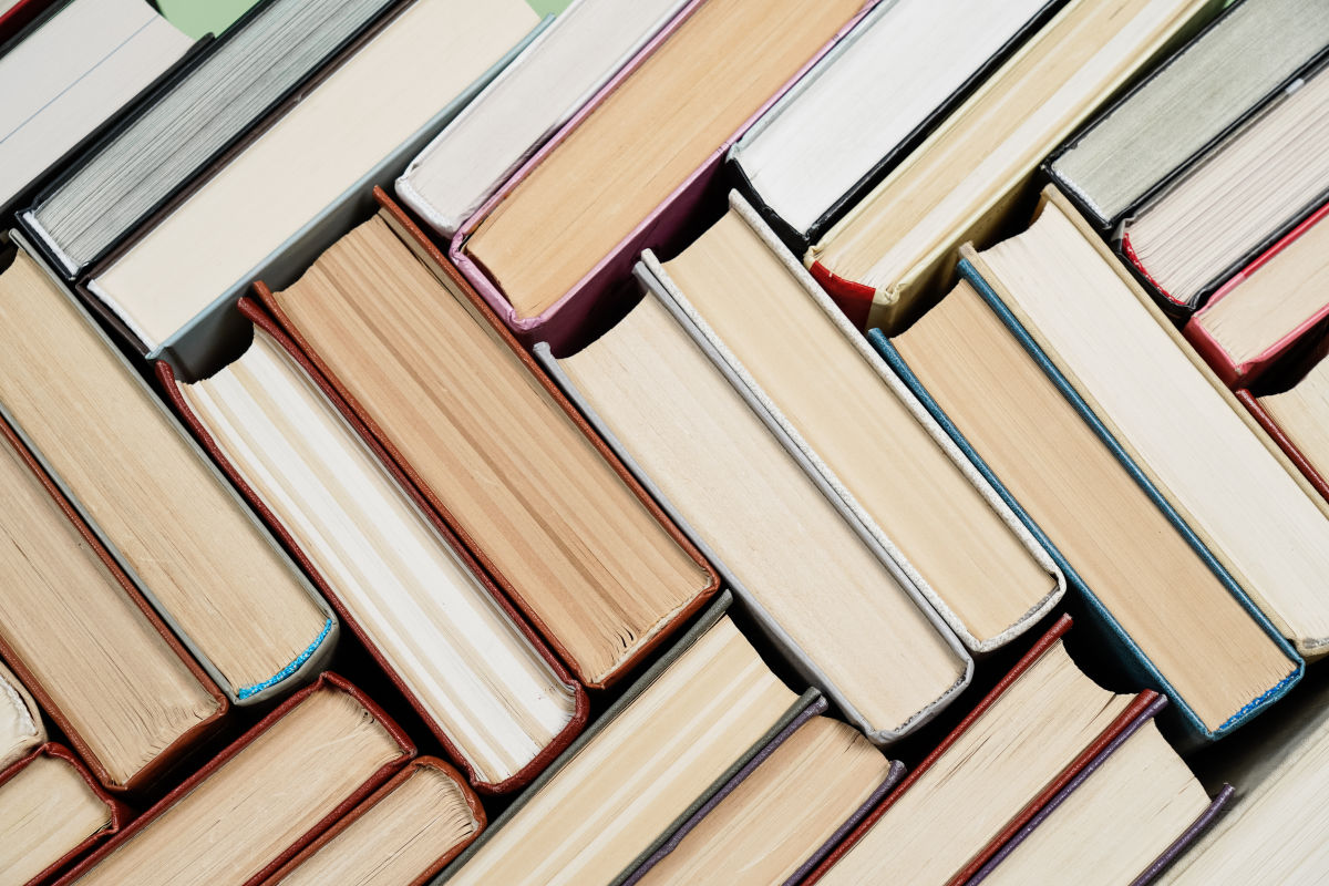Must-Read Books According To Houstonia Staff - Vimarsana News