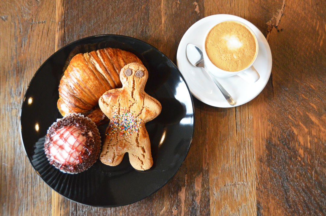 Dsc 6248 three brothers bakery flat white with baked goods image by ellie sharp a5mbbg