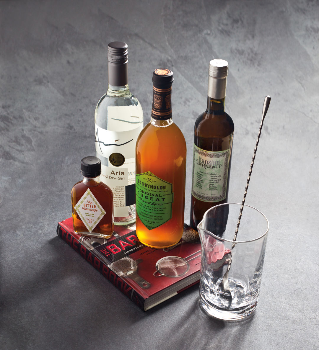 Pomo 0217 home bars booze bunker tzh27p