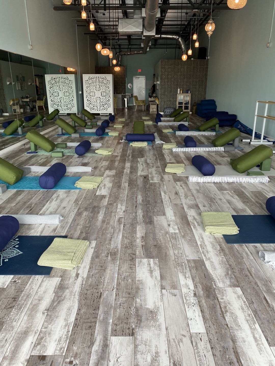 New Lakewood Ranch Yoga Studio Offers 'Barrelates,' a Mix of Barre