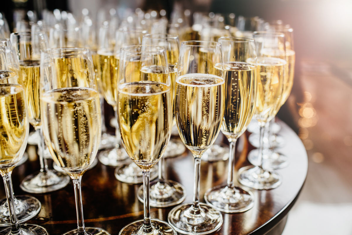 The 6 Best Champagne Glasses of 2022, According to Experts