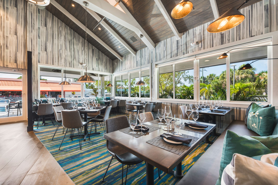 Siesta Keys Hottest New Restaurant Summer House Steak And Seafood