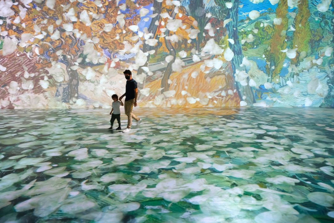 The exhibit aims to feel like walking through Van Gogh's paintings.