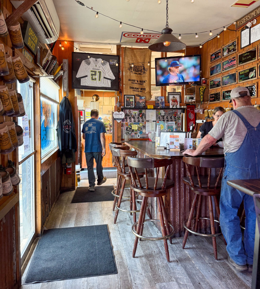 where-the-winemakers-lunch-carlton-corners_wflfan The Best Restaurants in the Willamette Valley, According to Winemakers