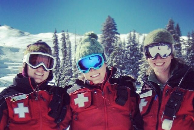 A New Book Explores Ski Bum Culture - Vimarsana News