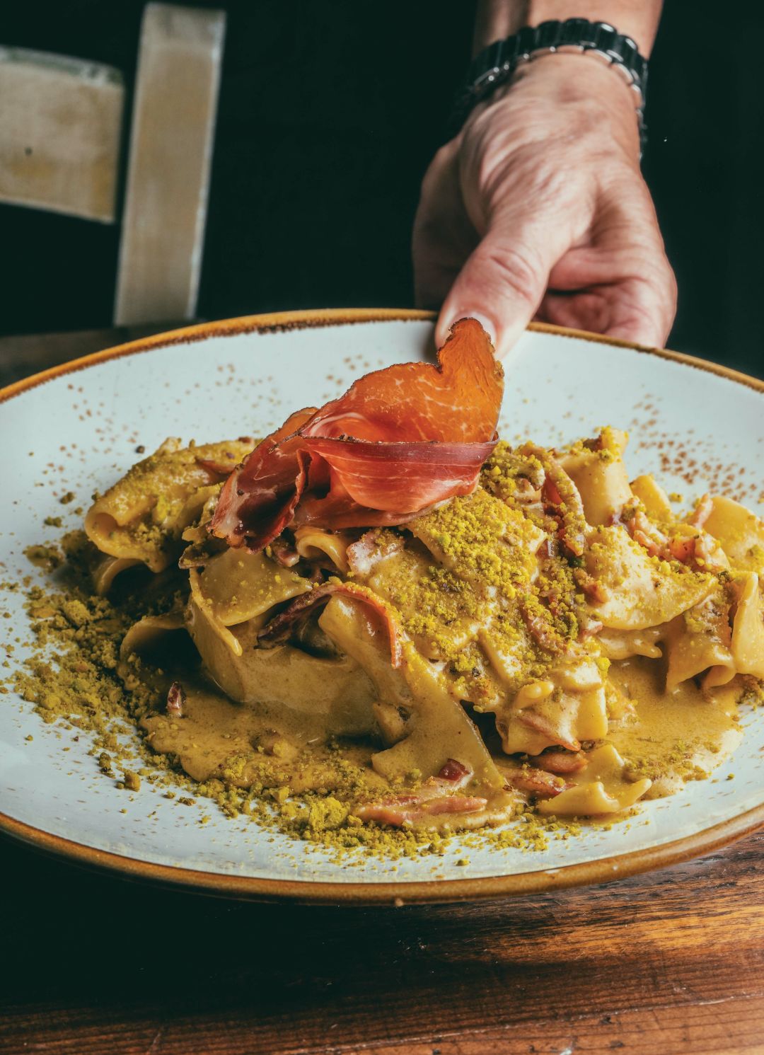 Papardelle con crema di pistacchio e speck at Napulè.