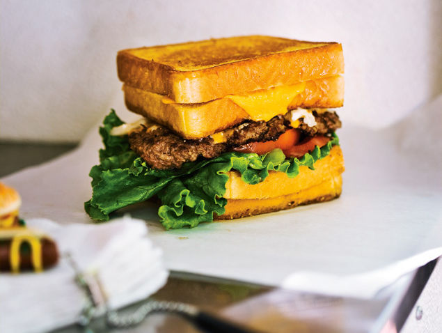 08 41 burgers brunchbox cmc93w