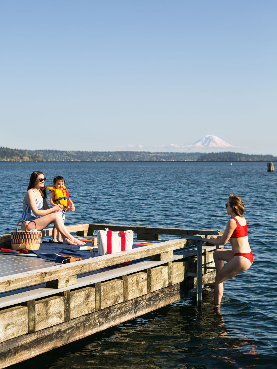 Women's Swim Opens Season On the Road at Washington State