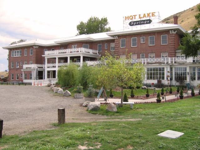 Hotlakespringsl y2szzd