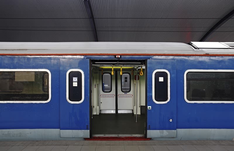 Blue train gwoeii pinbhh