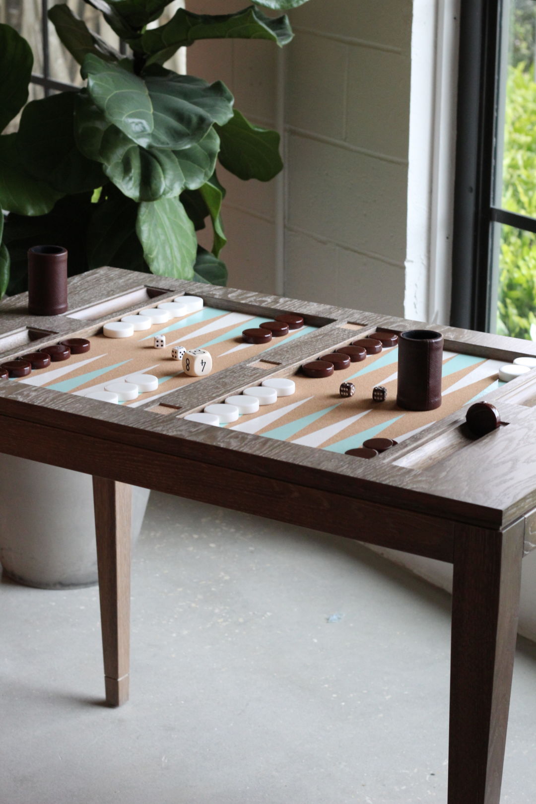 Backgammon driftwood table xiiy9f