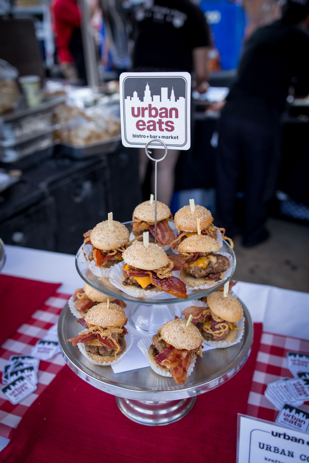 Urban eats burger display r9czvy