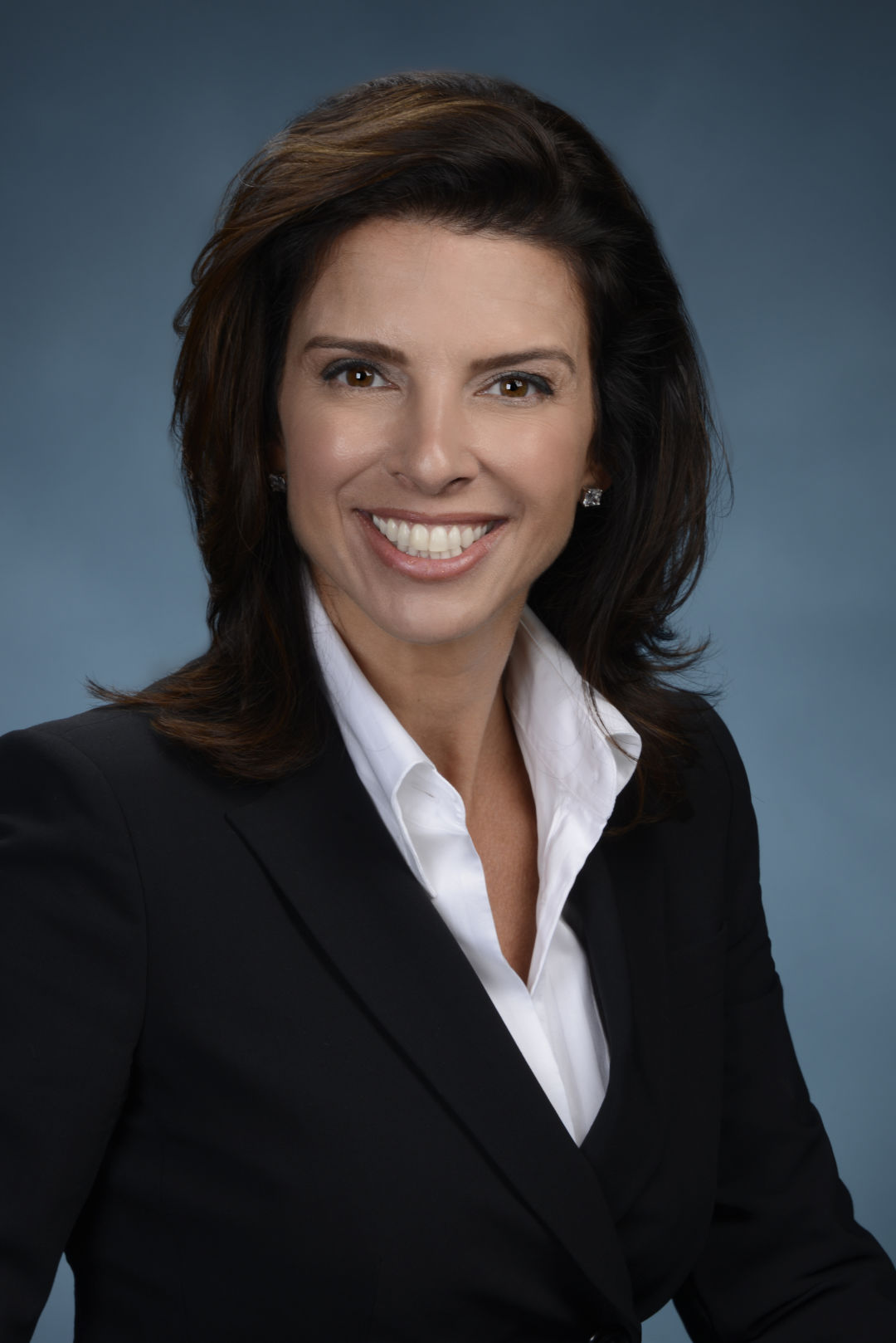 Aimee cogan f8fngy