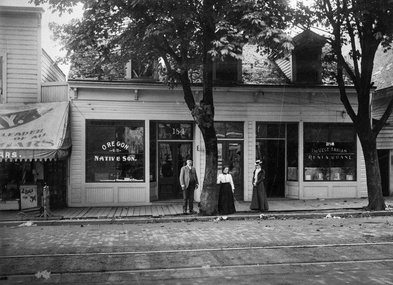 Portland's restaurant heritage – Lost Oregon