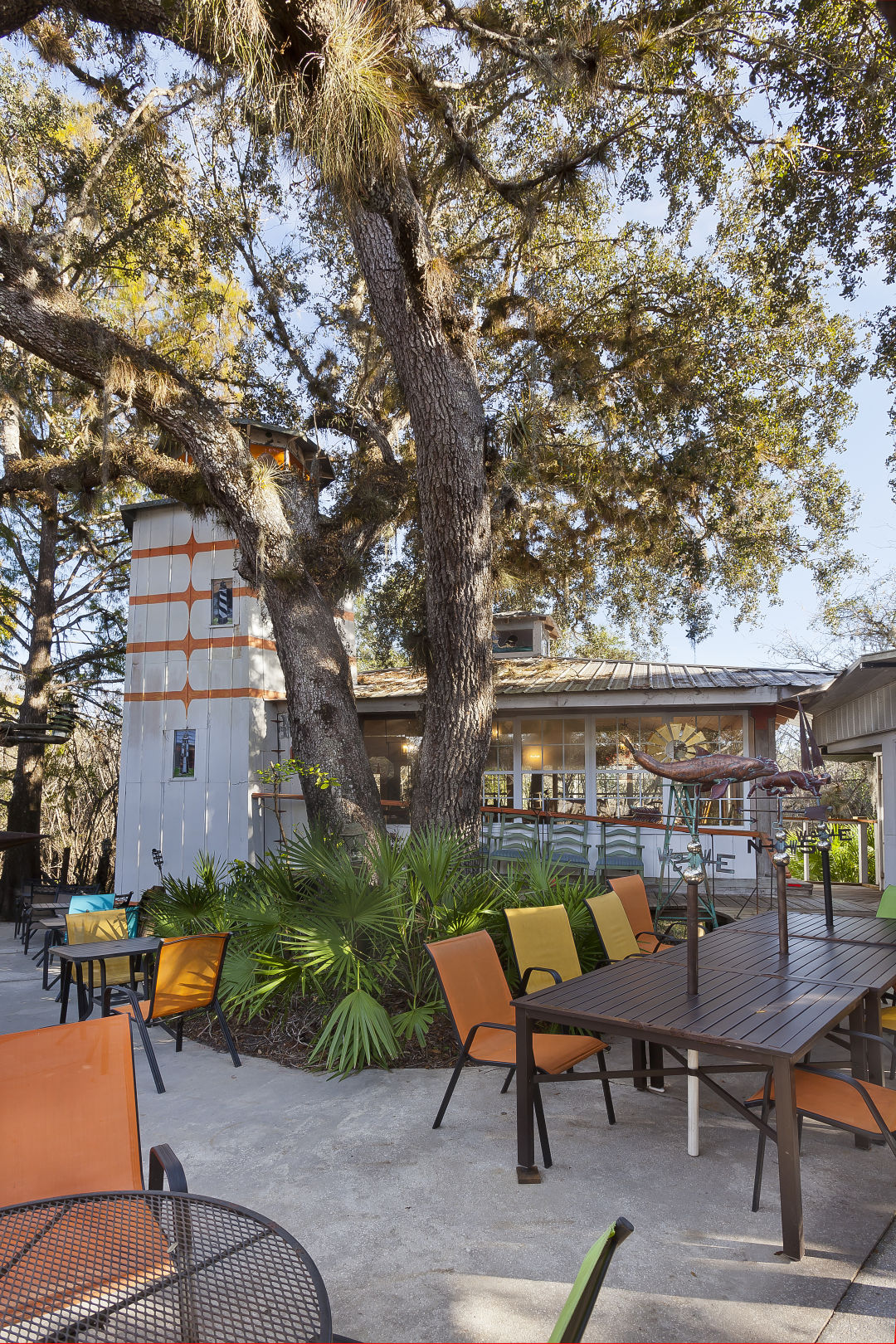 A patio area under shady oak trees was created to provide more outdoor seating, with a gift shop as well.