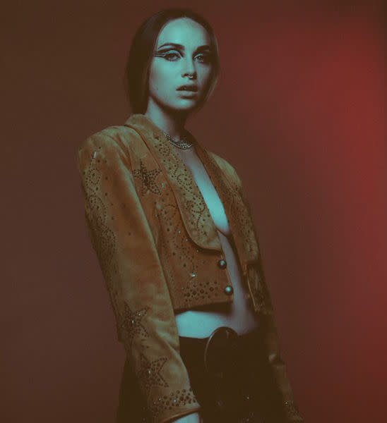 Alexandra valenti zella qn6lyb