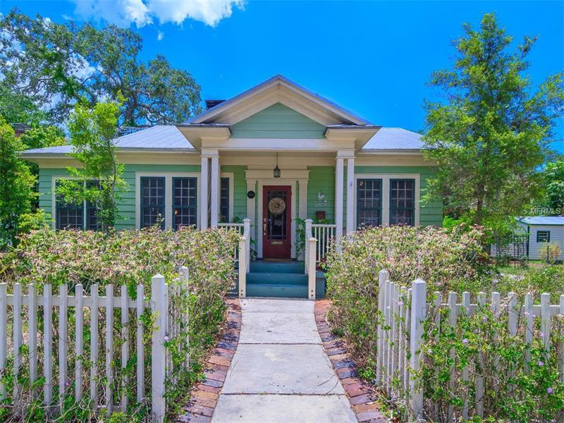 For Sale 1925 Colonial Style Bungalow In Downtown Sarasota