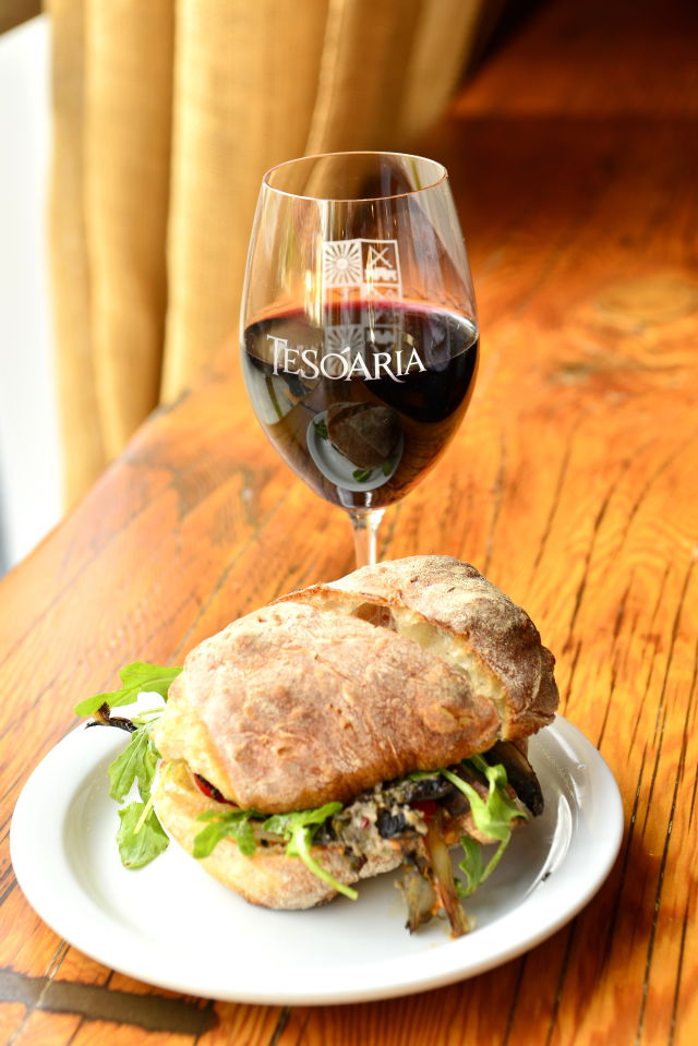 Portobello sandwich sdyzyi