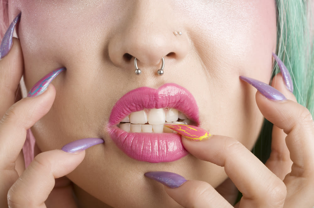 How to Change your nostril jewelry