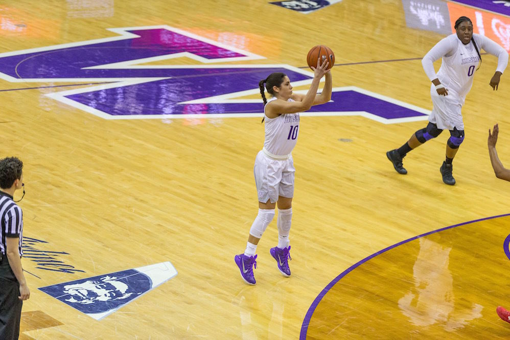 Don't Miss Your Last Chance to See UW's Kelsey Plum Seattle Met