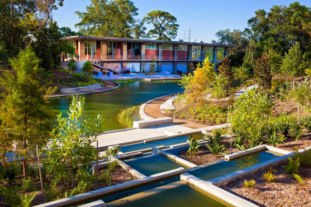 Buffalo bayou park lost lake wevzke