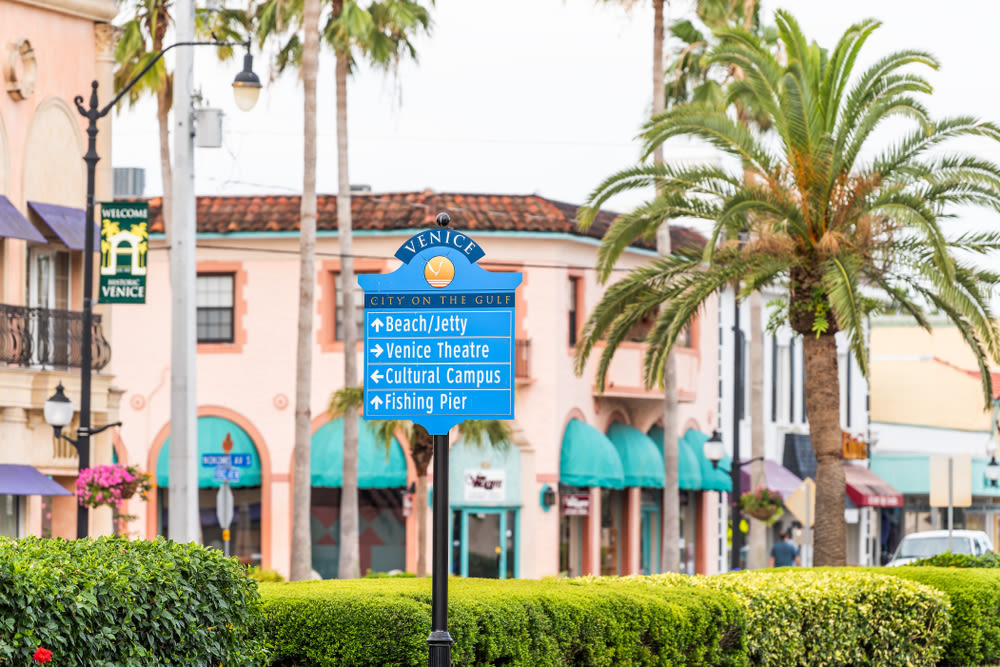 walking tour venice fl