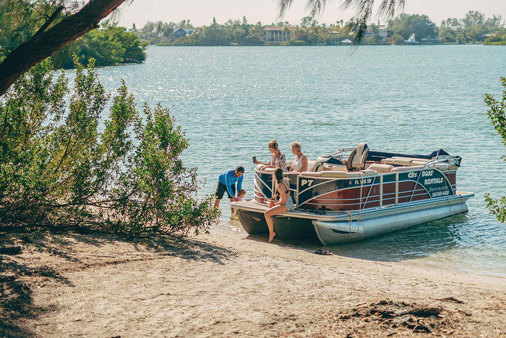Five Great Boating Adventures | Sarasota Magazine