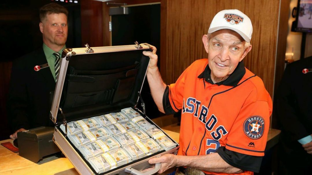 Mattress Mack makes huge Astros bet, doubles Gallery Furniture promotion