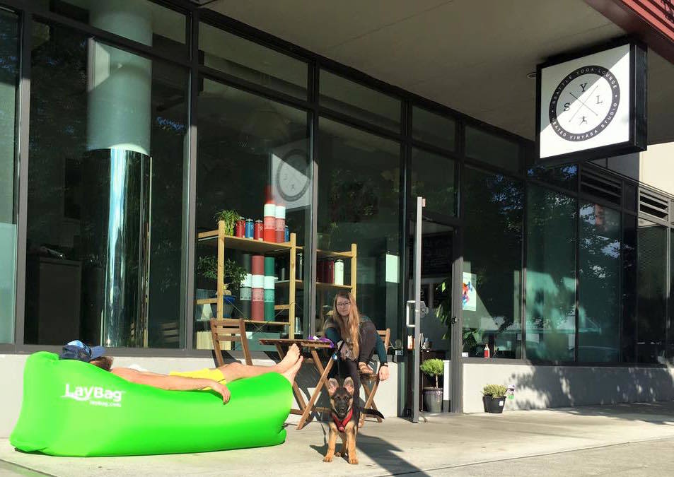 Seattle yoga lounge em2ws0