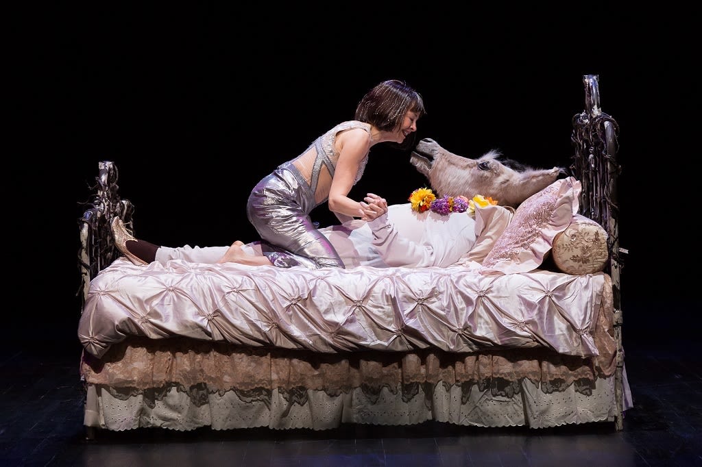 Alley theatre midsummer 258 vxt7ot