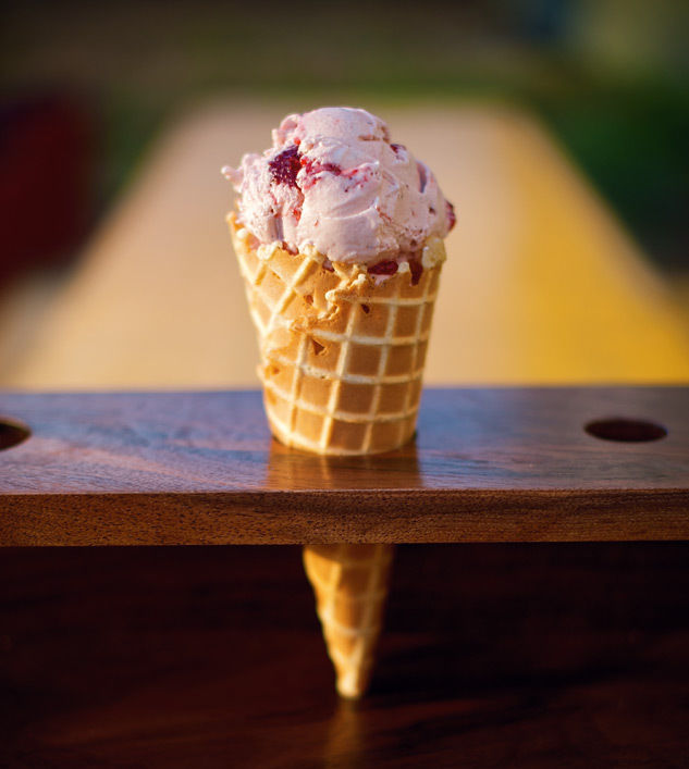 Strawb ice cream be8fry