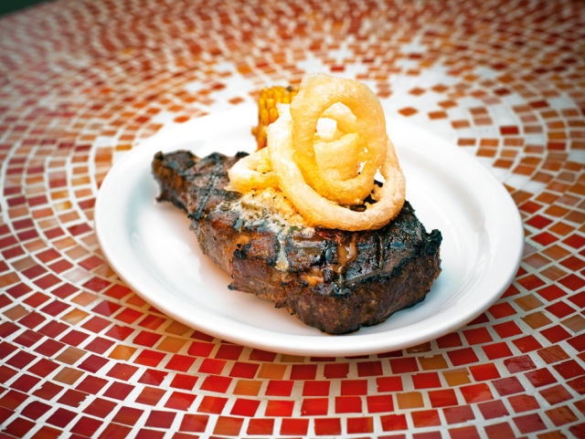 09 118 dining steak e99nrh