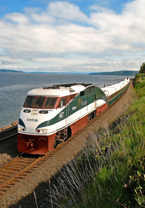 Amtraktrain rz9r1i