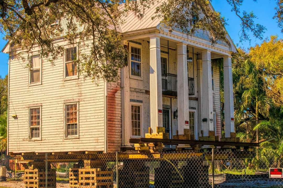 A historic Bradenton home.