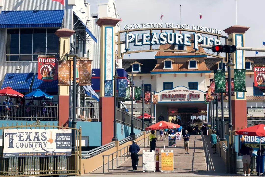 Galveston Pier Fishing: The Complete Guide