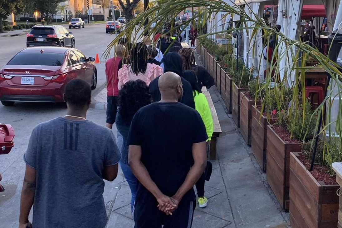 Food News Turkey Leg Hut Lawsuit On Hold Houstonia Magazine